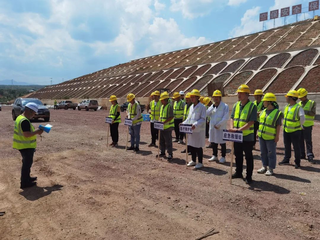 1653613831733814.jpg 2022-05-25-永大項目開展高空墜落事故暨消防安全應急演練.jpg