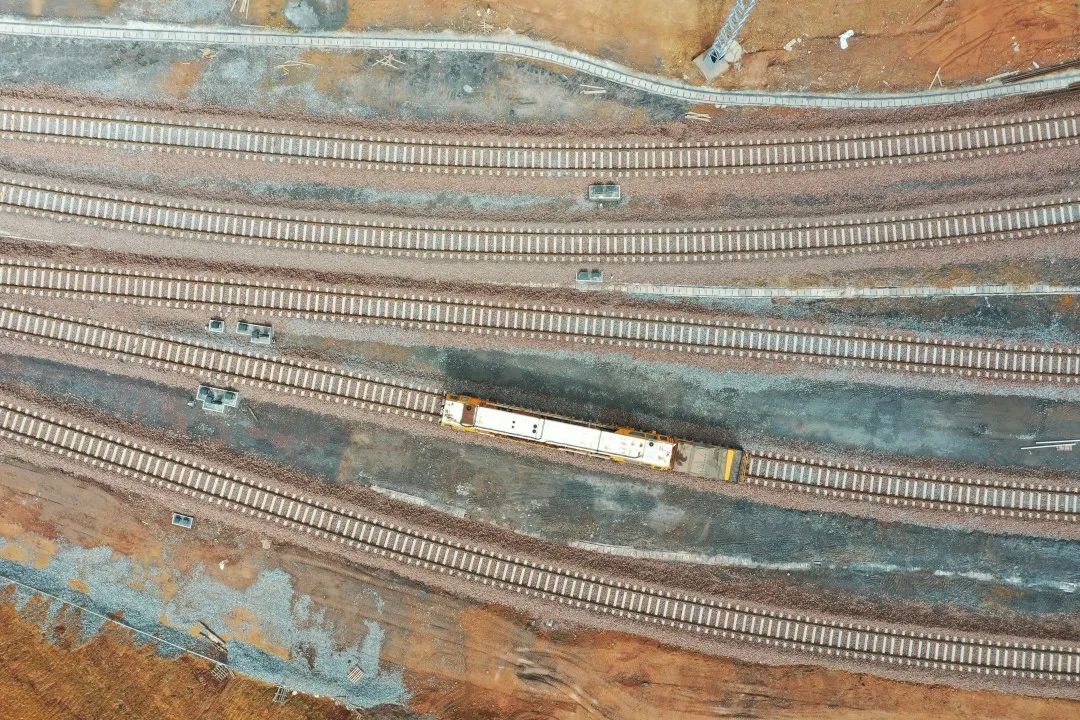 1667178610500694.jpg 2022-10-28-祥云鐵路專用線項(xiàng)目成功驗(yàn)收2.jpg