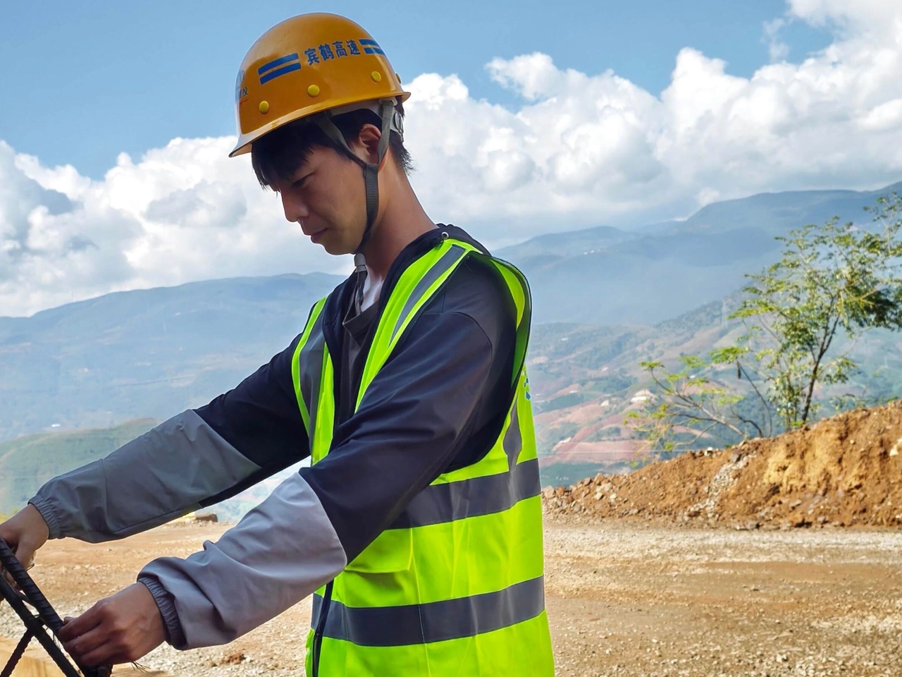 1761786397608917.jpg 5-10-30_090535_423.jpg